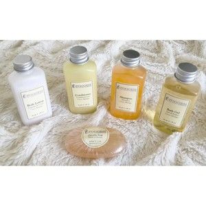 Poggesi Coco Mango Travel Set 5pcs incl Shampoo, Cond, Gel, Lotion, & soap